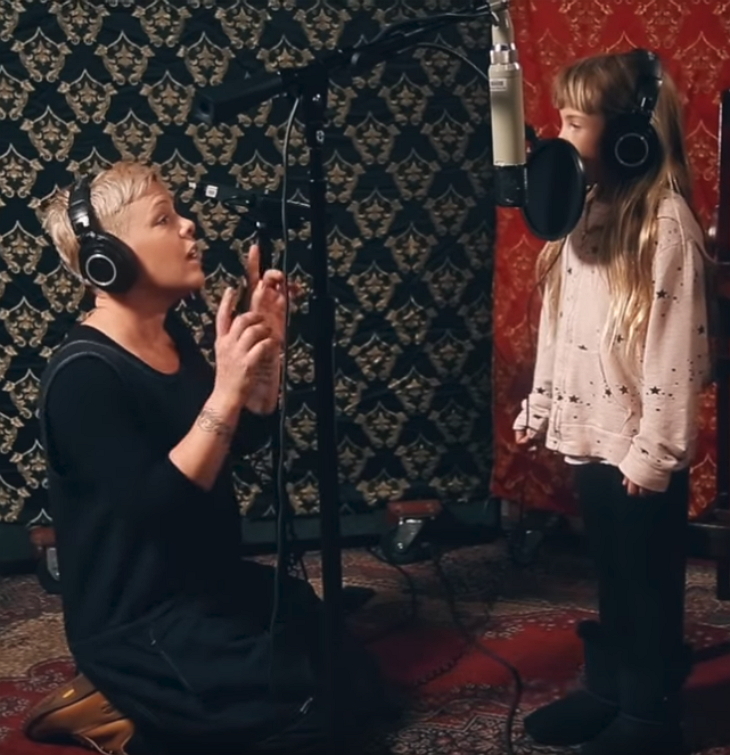 Pink Sings With Her Daughter Willow For The First Time And Fans Love It 