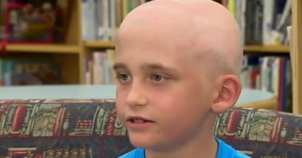 Teacher Supports Alopecia Student By Shaving His Head – Inner Strength Zone