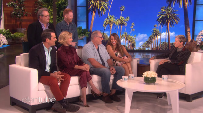 julie bowen  hysterical impression    star sofia vergara