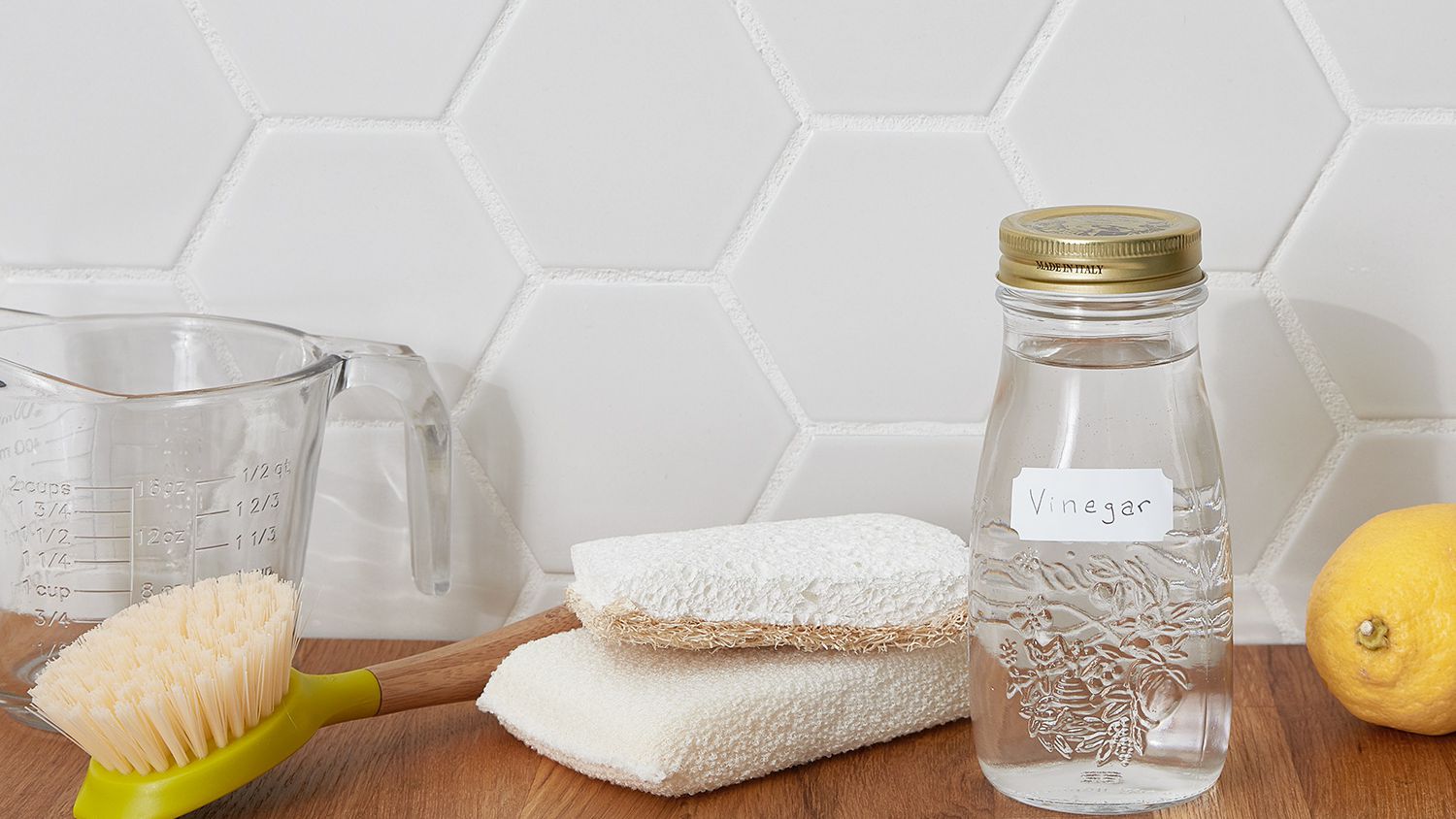 You Can Use Vinegar To Keep Your Whites White, Towels Soft, And Much